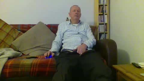Snapshot of letmestrip chatting on December 9, 2024, 7:07 pm paul online show from December 9, 2024, 7:07 pm