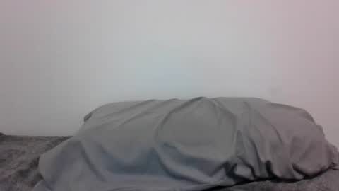 lets_play143 online show from March 26, 2026, 4:51 am