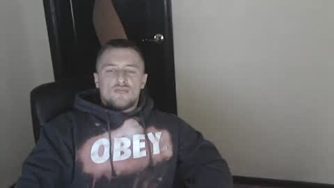 Snapshot of lev1ngston chatting on December 29, 2024, 9:09 pm lev1ngston online show from December 29, 2024, 9:09 pm