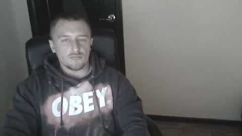 Snapshot of lev1ngston chatting on January 19, 2025, 8:30 pm lev1ngston online show from January 19, 2025, 8:30 pm