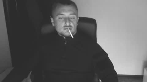 Snapshot of lev1ngston chatting on September 14, 2025, 6:29 pm lev1ngston online show from September 14, 2025, 6:29 pm