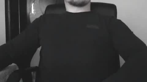 Snapshot of lev1ngston chatting on October 5, 2025, 10:35 am lev1ngston online show from October 5, 2025, 10:35 am