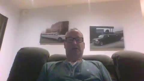 Snapshot of levensgenieters2 chatting on October 20, 2025, 6:25 am levensgenieters2 online show from October 20, 2025, 6:25 am