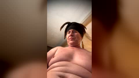 Snapshot of leviathan_369 chatting on May 5, 2026, 7:27 am LEVIATHAN online show from May 5, 2026, 7:27 am