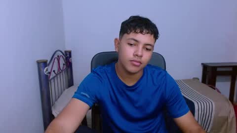 Snapshot of levii_7 chatting on September 21, 2025, 10:22 pm 0600AM-1200PM - online show from September 21, 2025, 10:22 pm