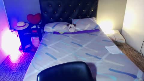 i  am lewis ly EDUARDO MEMDOZA15 online show from July 25, 2026, 5:43 pm