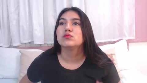 Gabrielle online show from November 29, 2025, 11:13 am