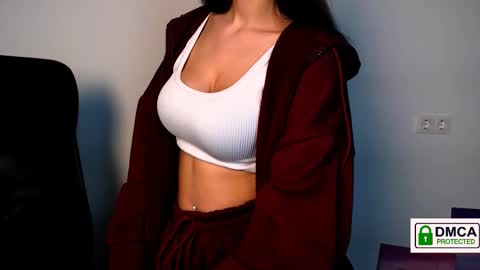 Snapshot of lexi_jos chatting on October 8, 2025, 4:59 pm Alexia online show from October 8, 2025, 4:59 pm