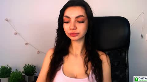 Alexia online show from April 10, 2026, 11:48 am