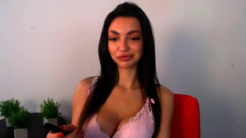 Alexia online show from June 4, 2026, 1:39 pm