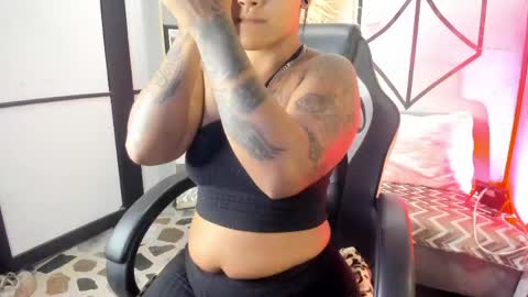 Snapshot of lexiadamss chatting on April 17, 2026, 12:30 pm Lexi Adams online show from April 17, 2026, 12:30 pm