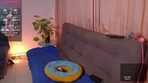Snapshot of lexie_babe chatting on December 16, 2024, 5:27 am Lexie Thompson   8pm  0000am -5 online show from December 16, 2024, 5:27 am