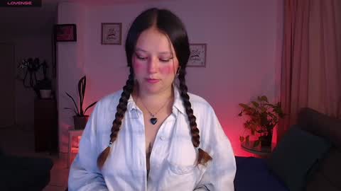 Snapshot of lexie_babe chatting on January 31, 2025, 3:09 am Lexie Thompson   8pm  0000am -5 online show from January 31, 2025, 3:09 am
