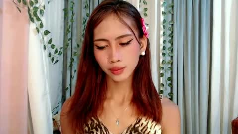 Snapshot of lexie_loveee chatting on June 22, 2026, 1:51 am lexie_loveee online show from June 22, 2026, 1:51 am