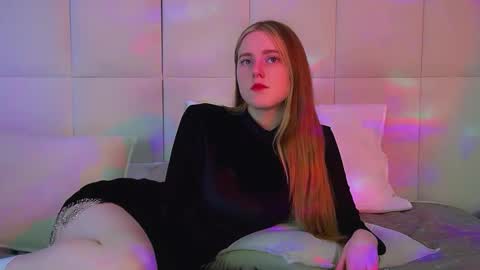 Snapshot of lexireadway chatting on February 27, 2026, 6:46 am Lexi online show from February 27, 2026, 6:46 am