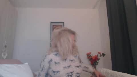 Hannah online show from February 8, 2026, 1:20 am