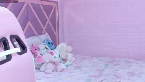 Snapshot of lexy_cute1 chatting on July 13, 2026, 1:30 am LEXY online show from July 13, 2026, 1:30 am