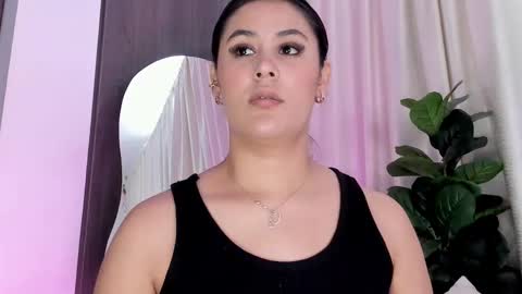 Snapshot of lexy_from_heaven chatting on March 2, 2025, 4:32 pm From Heaven My Lovely Baby online show from March 2, 2025, 4:32 pm