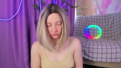 Snapshot of lexy_l0vy chatting on September 12, 2025, 6:46 am LexxxY online show from September 12, 2025, 6:46 am