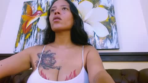  Lexy  online show from October 10, 2025, 3:11 pm