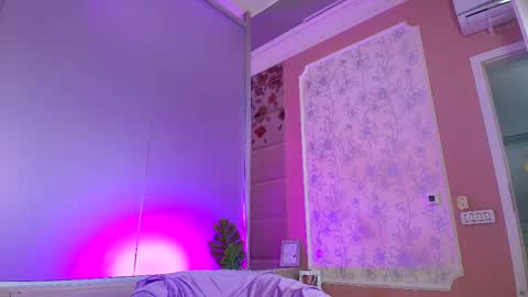 lexysinner online show from March 12, 2025, 5:38 pm