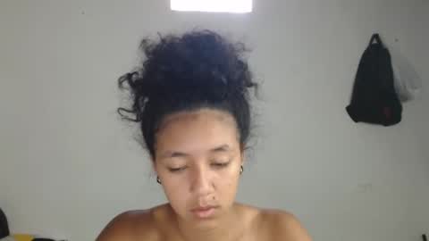 lolita online show from March 8, 2025, 12:41 pm