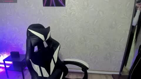 Leya online show from April 16, 2026, 11:44 am