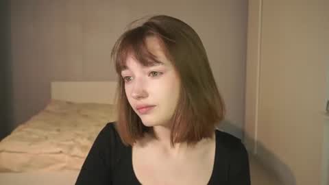 leyla_grace online show from June 10, 2026, 5:18 am