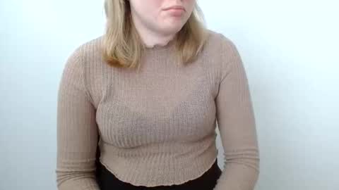 Leyla online show from May 16, 2026, 10:36 am
