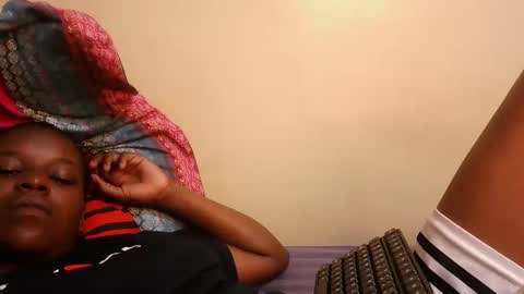 leylacuty13 online show from April 1, 2026, 8:26 am