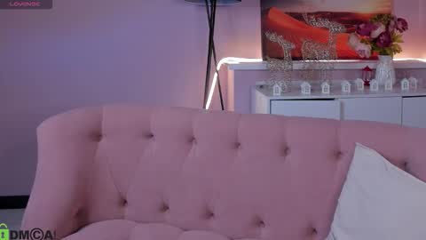 Snapshot of leylamirage chatting on February 15, 2026, 4:09 am leylamirage online show from February 15, 2026, 4:09 am