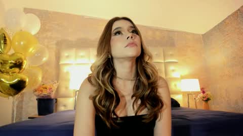 Snapshot of lezy_ chatting on February 25, 2026, 7:34 pm LEZY online show from February 25, 2026, 7:34 pm