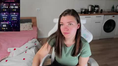 Snapshot of lia_2002_ chatting on April 16, 2026, 1:23 pm lia_2002_ online show from April 16, 2026, 1:23 pm
