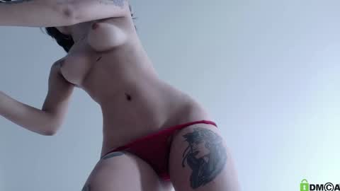 Snapshot of lia__summer chatting on October 10, 2025, 3:44 pm lia__summer online show from October 10, 2025, 3:44 pm