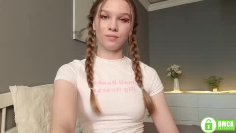 Snapshot of lia_flores chatting on September 20, 2025, 9:43 am Lia  online show from September 20, 2025, 9:43 am