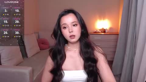 L I A online show from November 21, 2025, 5:00 pm