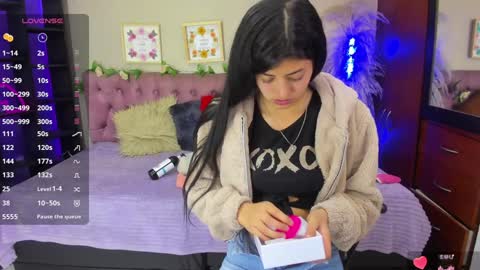 Snapshot of lia_keen chatting on December 7, 2024, 7:43 pm lia online show from December 7, 2024, 7:43 pm