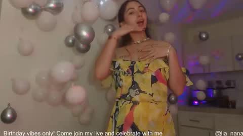 Lia  online show from October 23, 2025, 11:24 pm