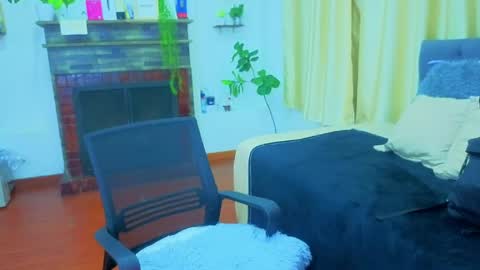 Snapshot of lia_star_123 chatting on April 4, 2026, 1:52 pm online show from April 4, 2026, 1:52 pm