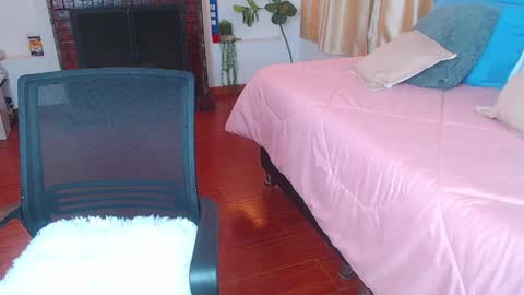 Snapshot of lia_star_123 chatting on April 11, 2026, 2:10 pm online show from April 11, 2026, 2:10 pm