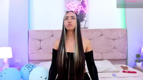 Snapshot of liaa_18 chatting on January 19, 2025, 3:50 am Liaa online show from January 19, 2025, 3:50 am