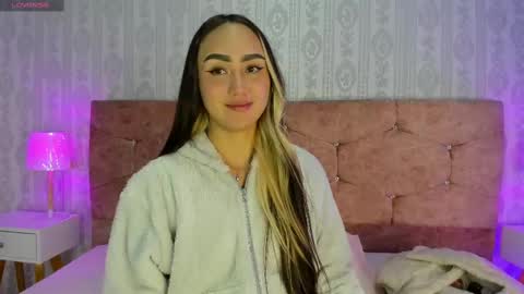 Snapshot of liaa_18 chatting on September 9, 2025, 3:39 am Liaa online show from September 9, 2025, 3:39 am