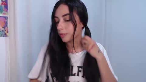   lia  online show from June 11, 2026, 2:33 am