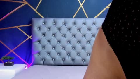 Snapshot of liaa_taylor1 chatting on October 2, 2025, 7:21 pm Lia online show from October 2, 2025, 7:21 pm