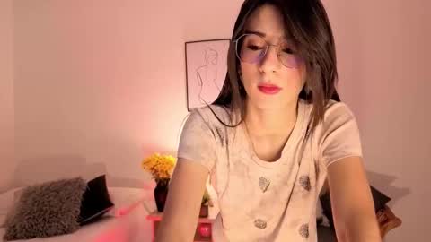 Lia  online show from October 17, 2025, 2:19 pm