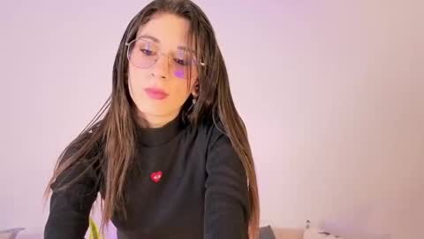 Lia  online show from December 14, 2025, 1:38 pm