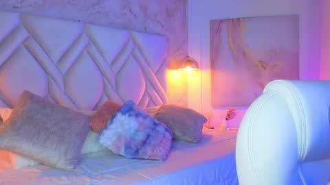 Lia Cox online show from April 2, 2026, 3:04 am