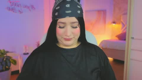 Lia Cox online show from May 21, 2026, 8:16 pm