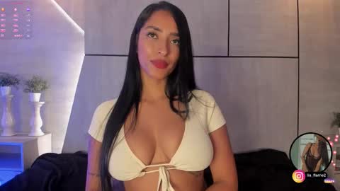 Lia Flame online show from October 28, 2025, 7:49 pm