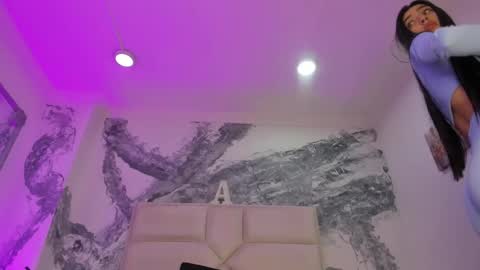 Lia online show from January 12, 2025, 6:17 am